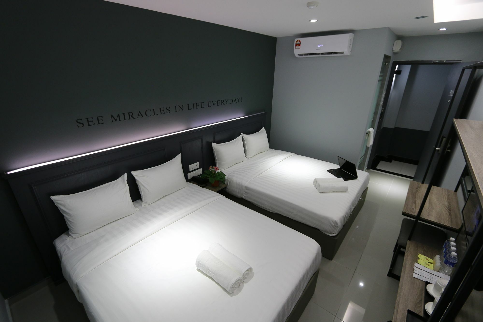 Hotel 99 Sri Petaling Kuala Lumpur Eksteriør billede
